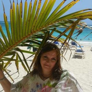 Meet your Posher, Linda