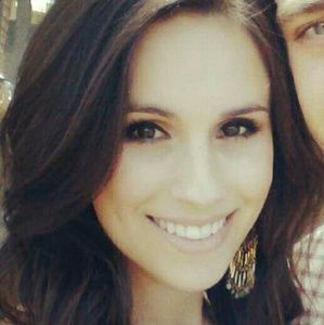 Meet your Posher, Karina