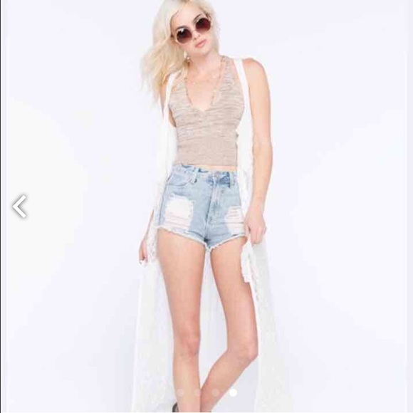 V neck crop top