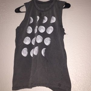 dark grey moon pause muscle tank