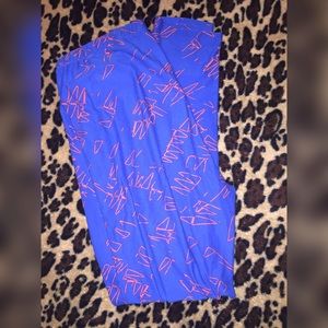 BNWOT LulaRoe Tall & Curvy Leggings