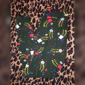 EUC LulaRoe Tall & Curvy Leggings