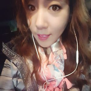 Meet your Posher, Angie