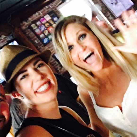 Meet your Posher, Joli - Picture 3 of 4