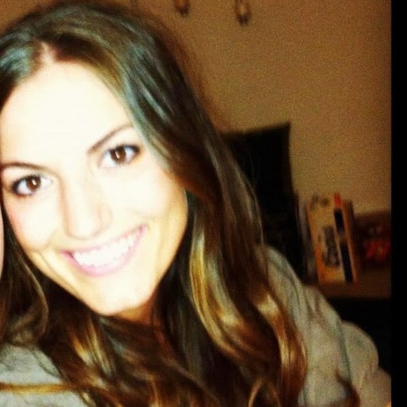 Meet your Posher, Angelica