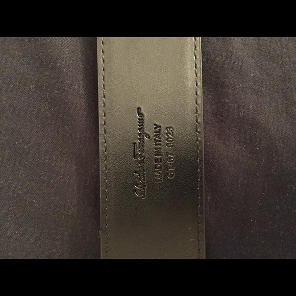Rare Authentic Ferragamo XL buckle. Brand New - Picture 3 of 4