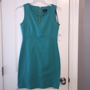 NWT laundry by Shelli Segal sea green dress