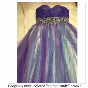 Prom / formal dress