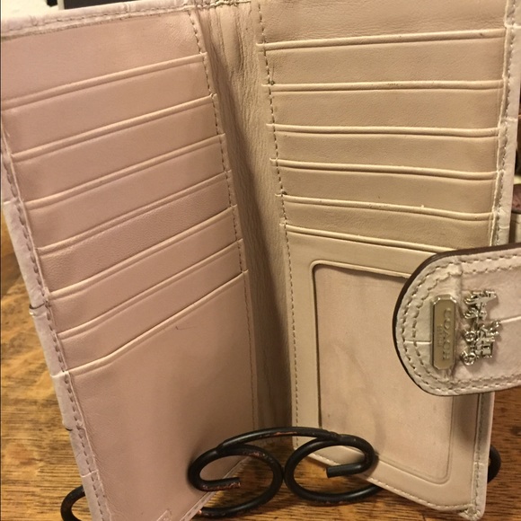 Coach Wallet - Picture 2 of 4