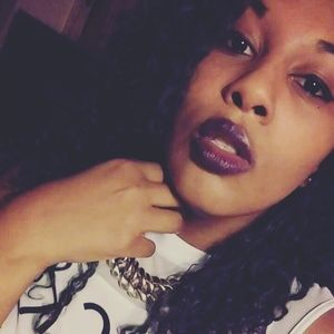 Meet your Posher, Akina