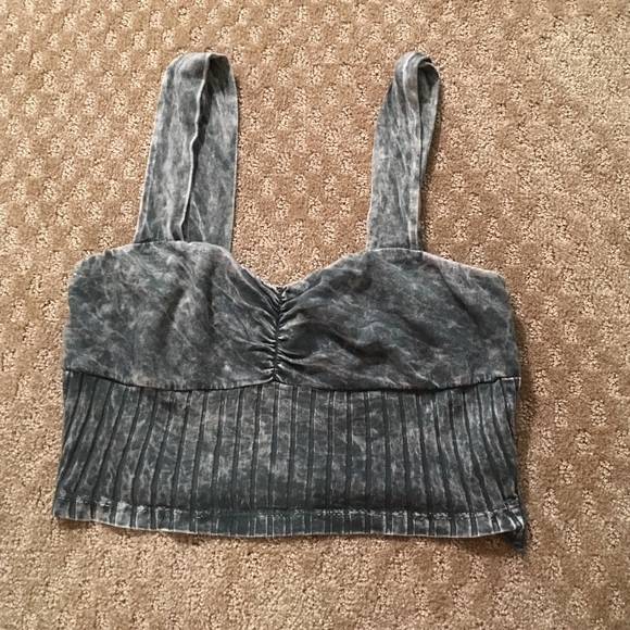crop top
