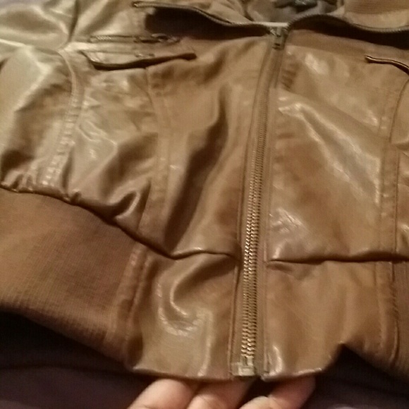 Jacket - Picture 2 of 4