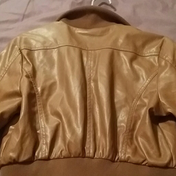 Jacket - Picture 4 of 4
