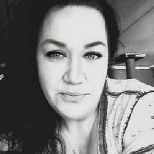 Meet your Posher, Jenetta