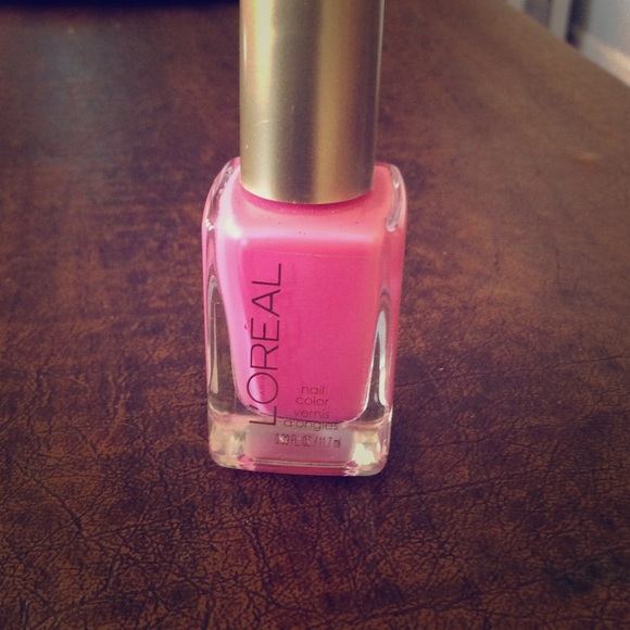 Pink me up L'OREAL nail polish - Picture 1 of 1