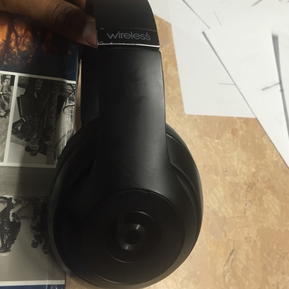 Wireless beats by Dre