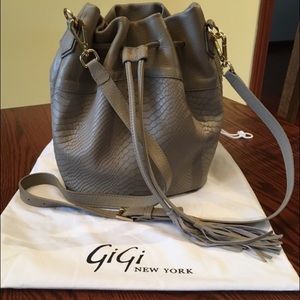 Gigi New York Bucket Bag