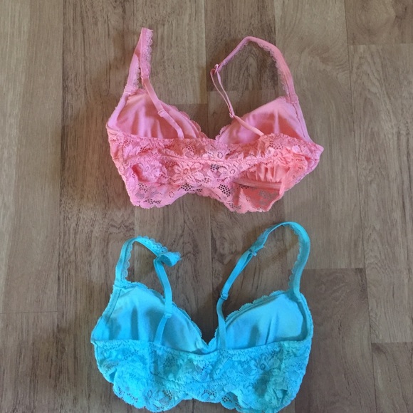 Two Aerie bralettes. Size XS. Excellent Condition - Picture 2 of 4