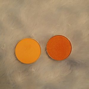 Makeup Geek peach smoothie (MAC Dupe/Silk Samoa