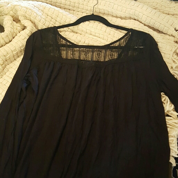 Mudd soft lace accent top