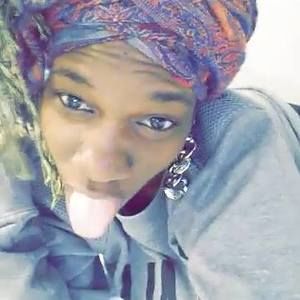 Meet your Posher, Ebonie