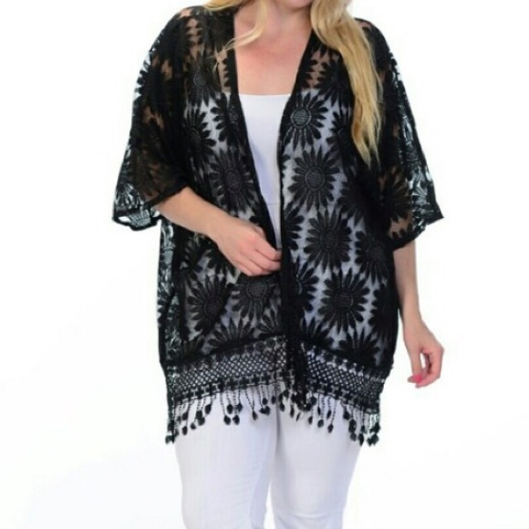 Final mark⬇1X 2X Black Floral Lace PLUS coverup - Picture 3 of 4