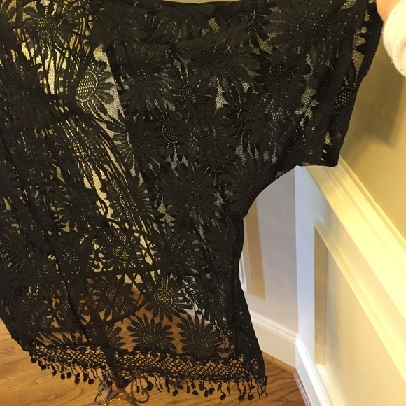 Final mark⬇1X 2X Black Floral Lace PLUS coverup - Picture 4 of 4