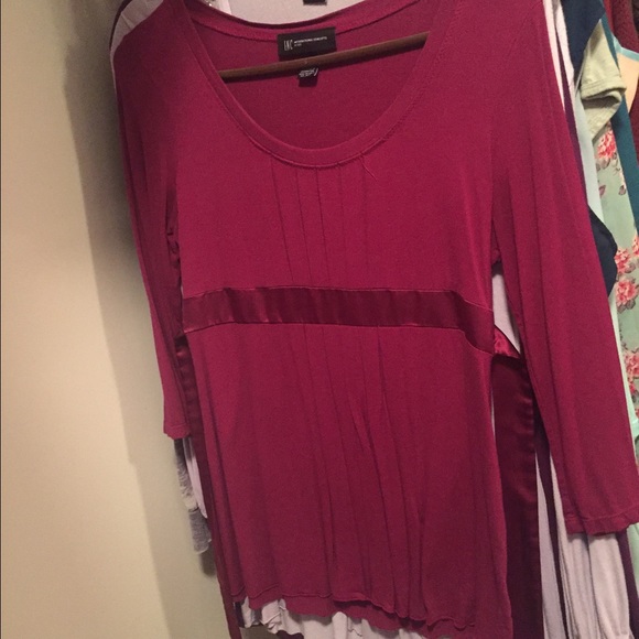 Flowy quarter sleeve top