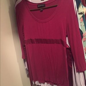 Flowy quarter sleeve top