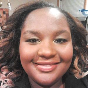 Meet your Posher, Nikia