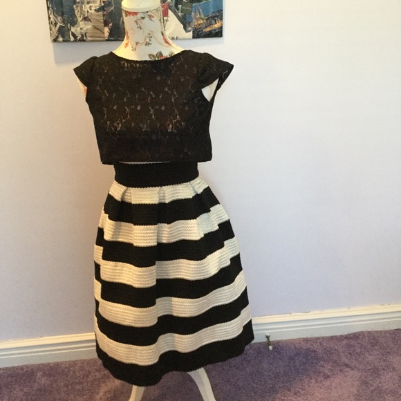 Garcia black and white bandage skirt