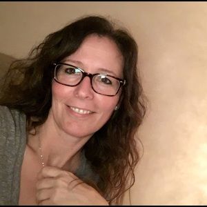 Meet your Posher, Brandi