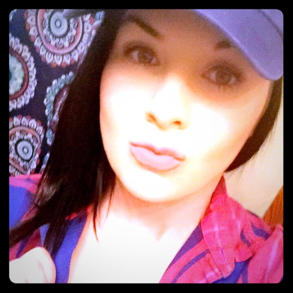 Meet your Posher, Amber