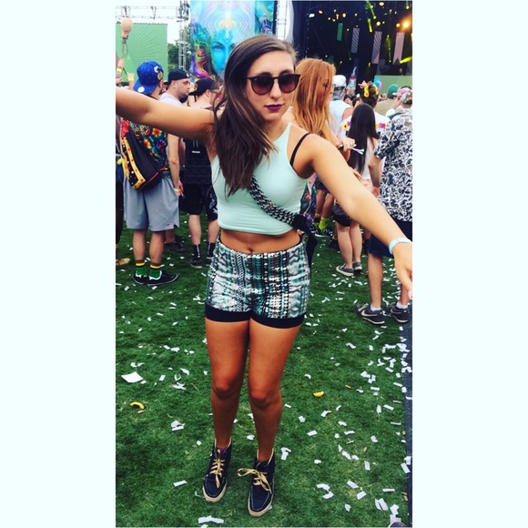 Meet your Posher, Brillianna - Picture 2 of 2