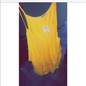 5tops and 6th free :) for becca