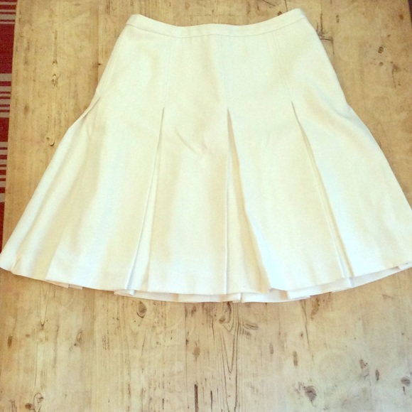 Off white skirt
