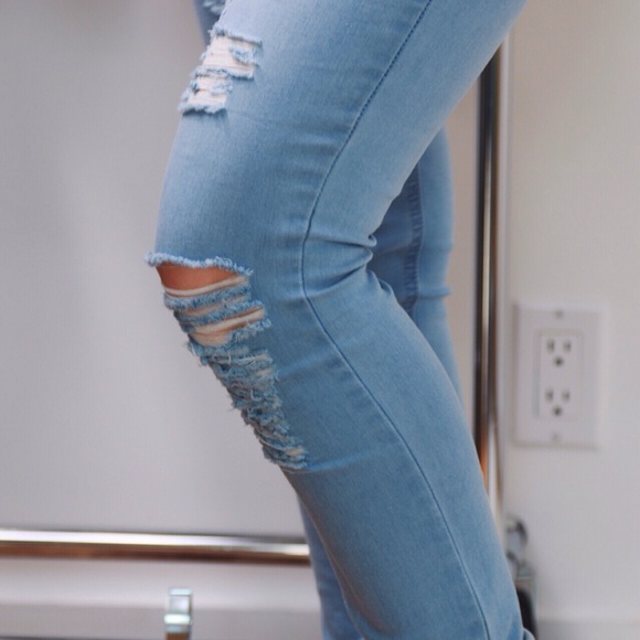 Light Blue Jeans *LAST! - Picture 2 of 4