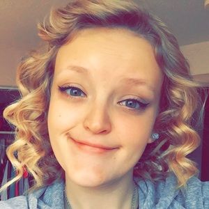 Meet your Posher, Kylee