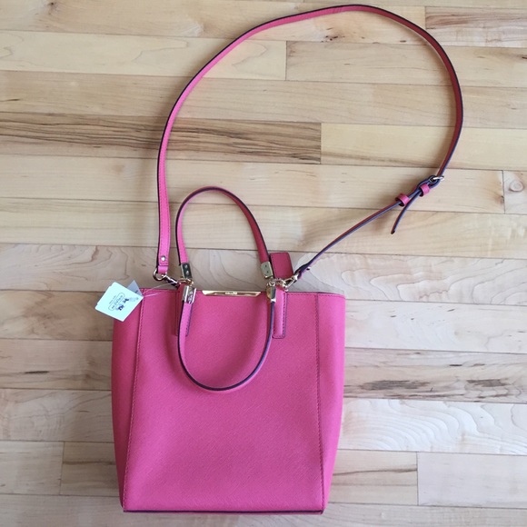 NWT Coach Bucket Bag