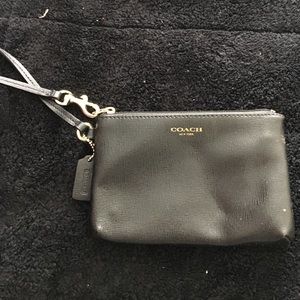 Coach wristlet black