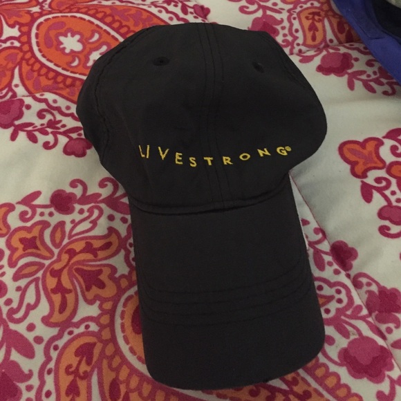 *ON HOLD* Nike Livestrong Golf Hat