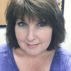 Meet your Posher, Gena