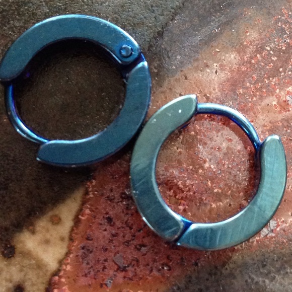 Blue stainless steel hoops