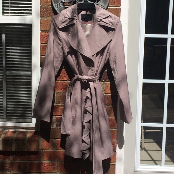 Tahari Jackets & Blazers - Tahari Trench coat