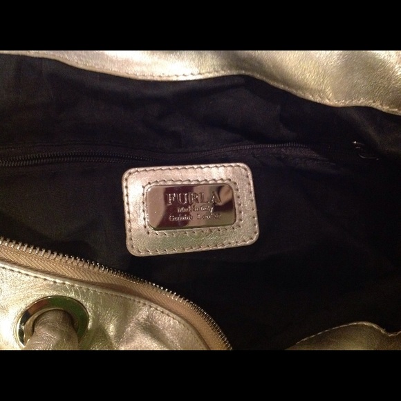 SOLD -Furla silver metallic tote/shoulder bag - Picture 3 of 4