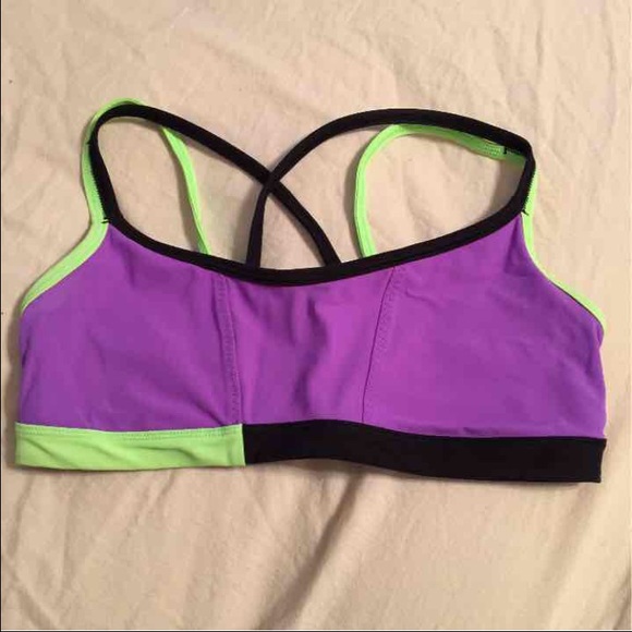 Lululemon sport bra