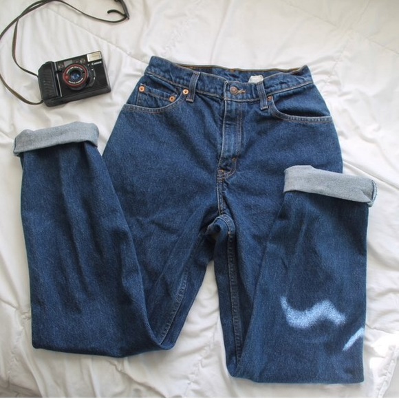 Levi's 550 dark wash Mom jeans