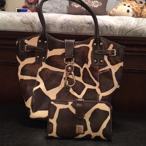 Giraffe Dooney & Bourke bag