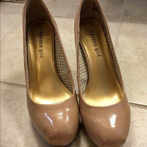 Madden Girl Heels sz 8