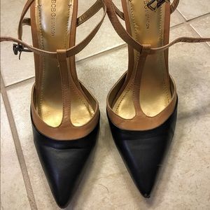 BCBG heels sz 8